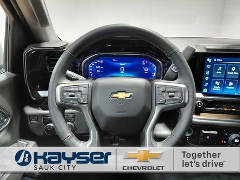 Used 2025 Chevrolet Silverado 1500 LT w/ Safety Package AWD/4WD image 4