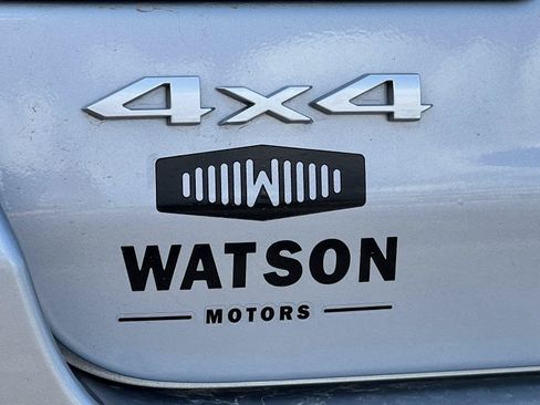 Used 2025 Jeep Grand Cherokee Limited AWD/4WD image 2