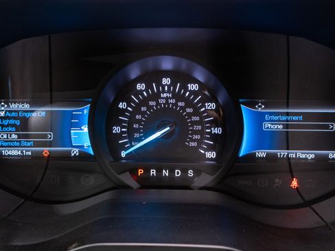 Used 2021 Ford Edge SE image 22