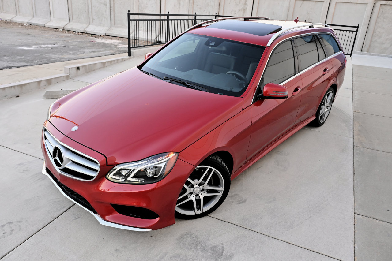 Used 2014 Mercedes-Benz E 350 4MATIC Wagon image 12