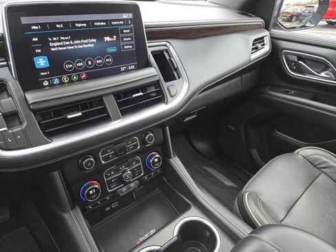 Used 2021 Chevrolet Tahoe Premier w/ Premium Package image 40