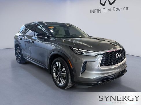 Certified 2023 INFINITI QX60 Luxe w/ Performance Audio Package AWD/4WD image 3