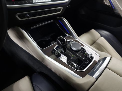 Used 2023 BMW X6 xDrive40i w/ M Sport Package image 35