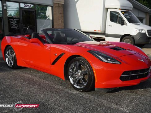 Used 2014 Chevrolet Corvette Stingray Convertible image 9