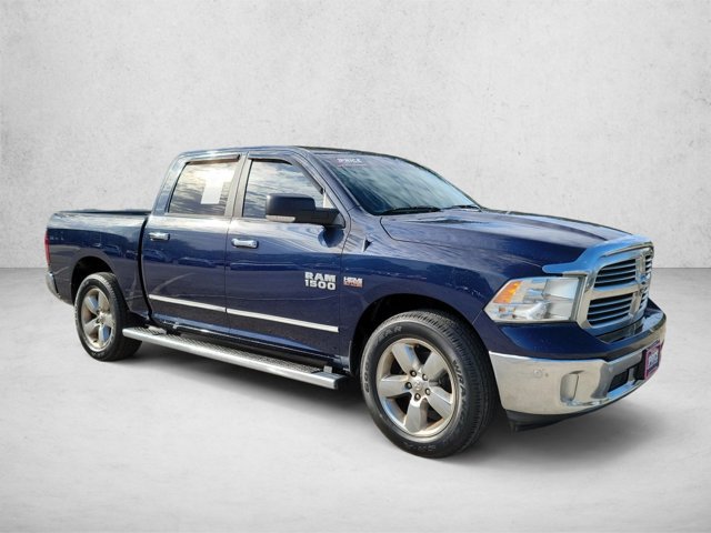Used 2015 RAM 1500 Lone Star RWD image 3