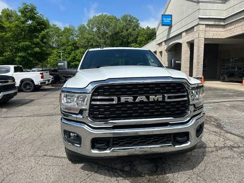 Used 2024 RAM 2500 Big Horn AWD/4WD image 8