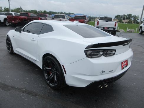 Certified 2020 Chevrolet Camaro SS RWD image 8