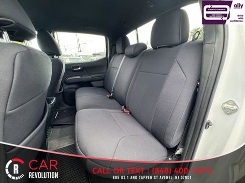 Used 2020 Toyota Tacoma TRD Off-Road image 45