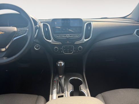 Certified 2018 Chevrolet Equinox LT w/ Sun & Infotainment Package FWD image 11