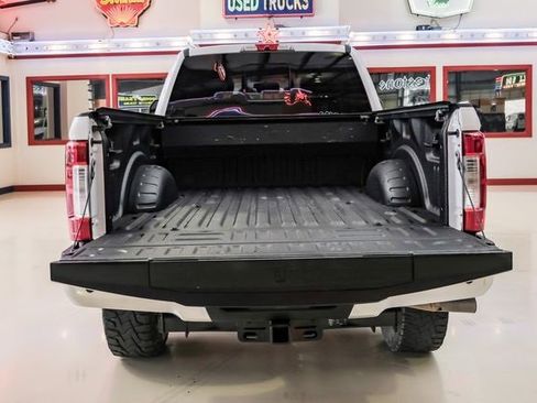 Used 2019 Ford F250 Lariat w/ Lariat Value Package image 8