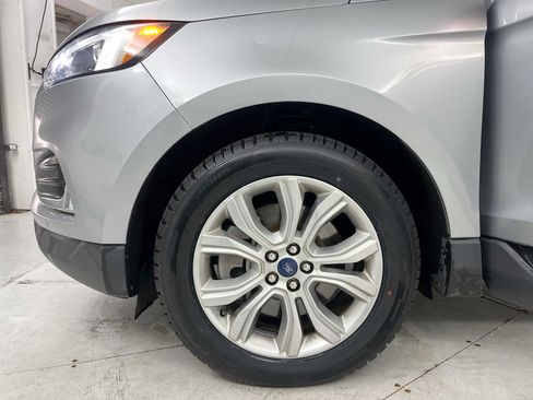 Used 2022 Ford Edge Titanium AWD/4WD image 24
