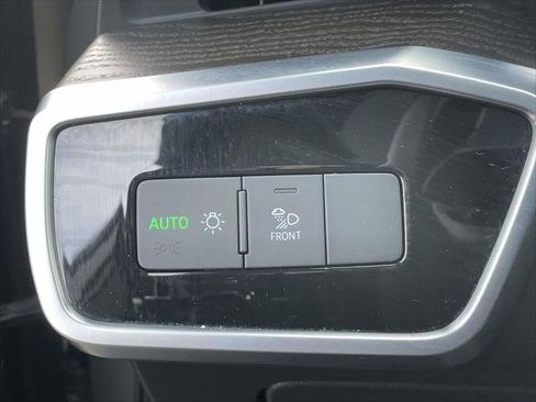 Used 2022 Audi A6 2.0T Premium w/ Convenience Package image 18