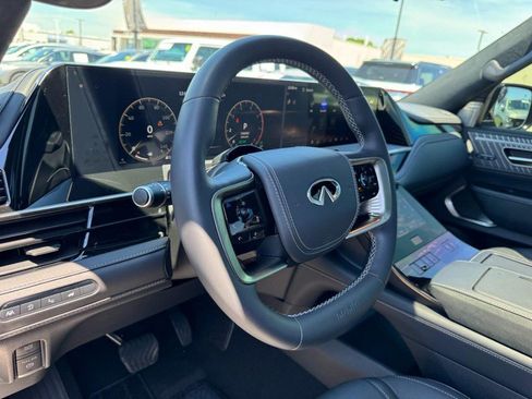 Used 2026 INFINITI QX80 Autograph w/ Premium Cargo Package AWD/4WD image 16