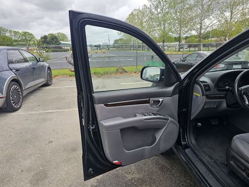 Used 2010 Hyundai Santa Fe SE image 31