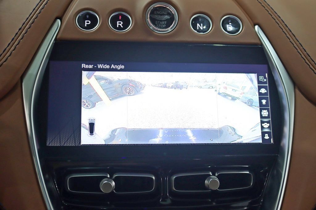 Used 2023 Aston Martin DBX 707 AWD/4WD image 22