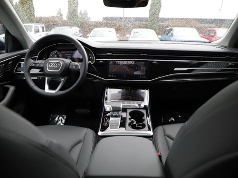 Used 2024 Audi Q8 Premium Plus w/ Premium Plus Package image 15