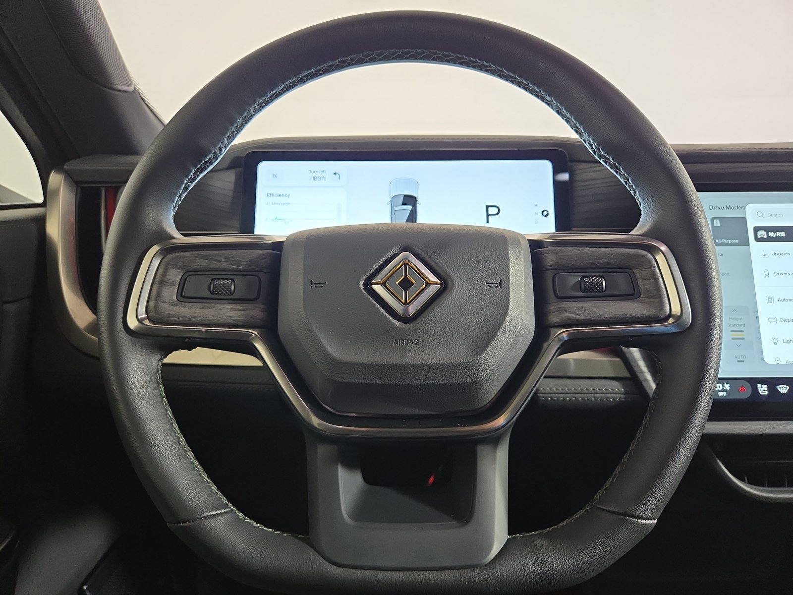 Used 2025 Rivian R1S Adventure Dual AWD/4WD image 28