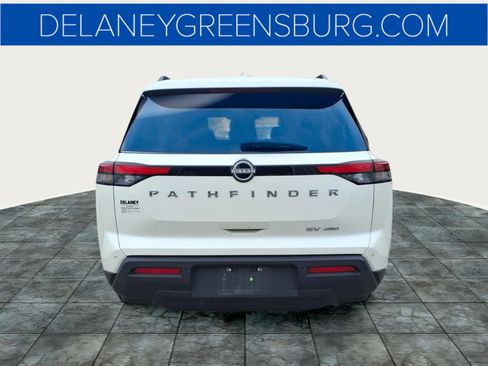 Used 2024 Nissan Pathfinder SV AWD/4WD image 4