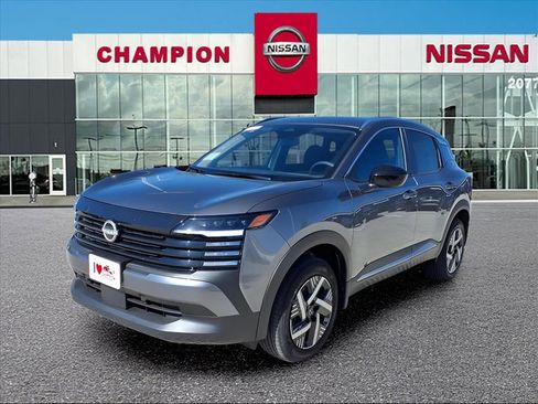 New 2026 Nissan Kicks SV image 2