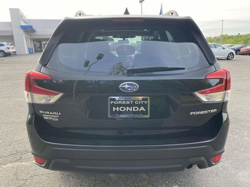 Used 2023 Subaru Forester Premium AWD/4WD image 4