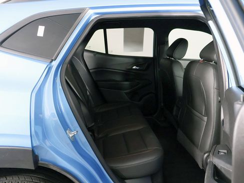 Used 2025 Chevrolet Trax RS w/ Driver Confidence Package FWD image 30