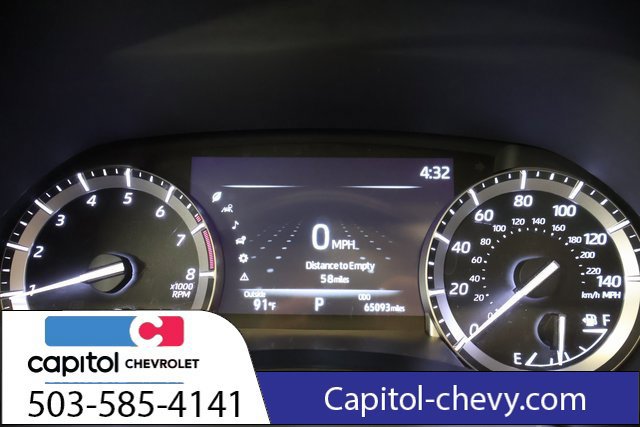 Used 2022 Toyota Highlander XLE AWD/4WD image 17