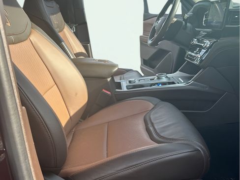 Used 2023 Ford Explorer King Ranch AWD/4WD image 24