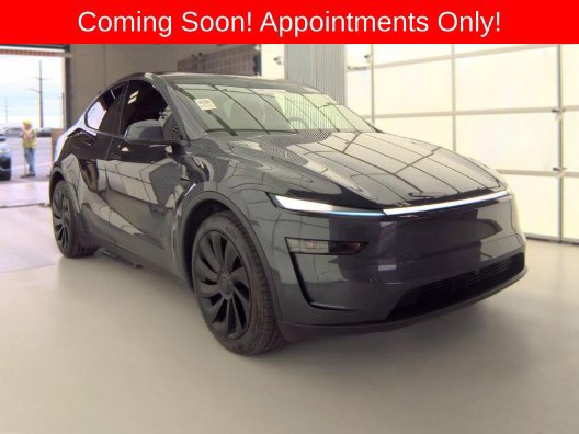 Used 2026 Tesla Model Y AWD image 1