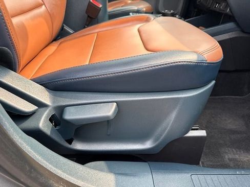 Used 2024 Ford Maverick Lariat AWD/4WD image 29