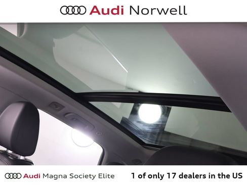 Used 2022 Audi Q7 3.0T Premium Plus w/ Premium Plus Package AWD/4WD image 10