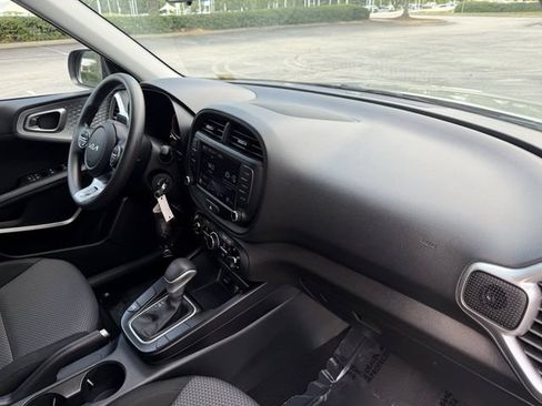 Certified 2024 Kia Soul LX w/ Option Group 015 FWD image 35