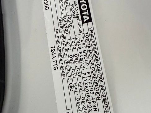 Used 2023 Toyota Highlander XLE image 38