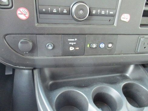 Used 2023 GMC Savana 2500 Work Van w/ Driver Convenience Package image 14