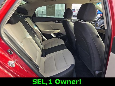 Used 2022 Hyundai Accent SEL image 16
