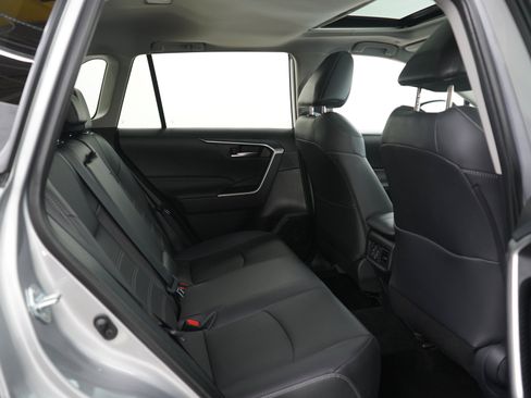 Used 2025 Toyota RAV4 XLE Premium w/ Weather Package AWD/4WD image 12