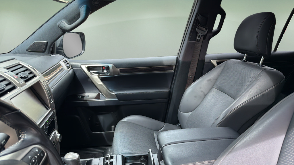 Used 2021 Lexus GX 460 AWD/4WD image 13