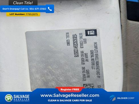 Used 2017 Chevrolet Express 3500 Cutaway image 17