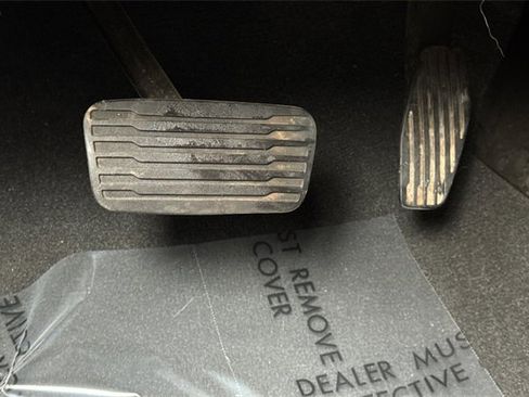 Used 2021 GMC Sierra 3500 4x4 Crew Cab w/ Gooseneck/5TH Wheel Package image 41