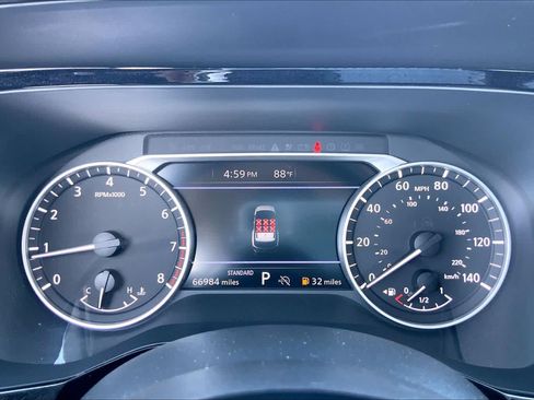 Used 2023 Nissan Pathfinder SV FWD image 25
