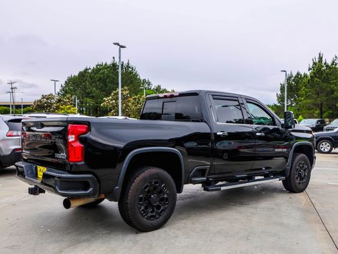 Used 2021 Chevrolet Silverado 2500 High Country AWD/4WD image 13