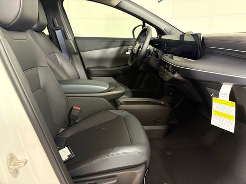 New 2026 Nissan Leaf SV+ image 13