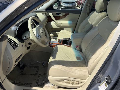 Used 2013 INFINITI FX37 AWD w/ Premium Pkg image 12