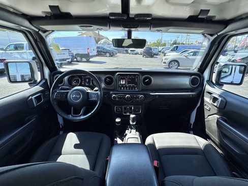 Certified 2022 Jeep Wrangler Unlimited Sport image 22