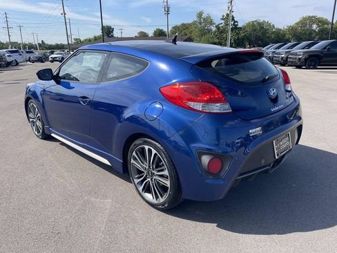 Used 2016 Hyundai Veloster Turbo w/ Option Group 04 FWD image 3