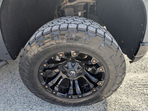 Used 2019 Chevrolet Silverado 1500 LT Trail Boss AWD/4WD image 4