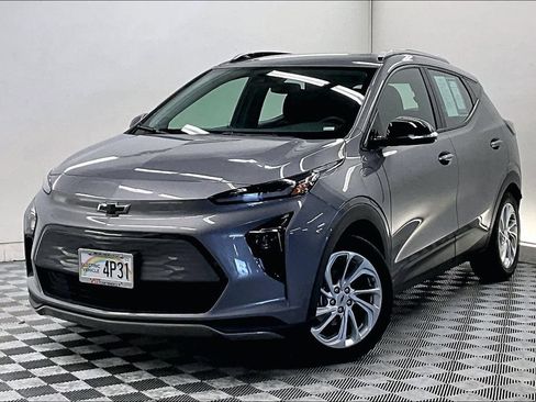 Used 2023 Chevrolet Bolt EUV LT FWD image 1
