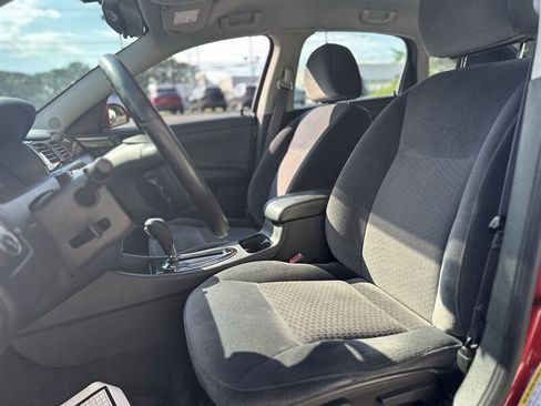 Used 2013 Chevrolet Impala LT FWD image 10