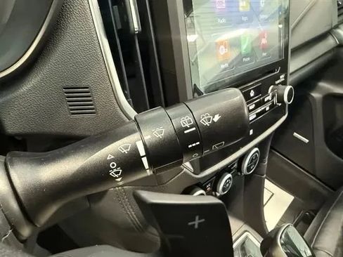 Used 2018 Subaru Crosstrek 2.0i Limited w/ 50th Anniversary Edition AWD/4WD image 32