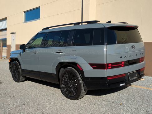 Used 2024 Hyundai Santa Fe Calligraphy image 6