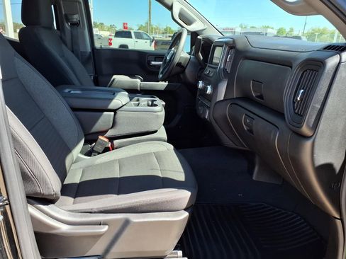 Used 2025 GMC Sierra 1500 Pro w/ Graphite Edition image 18